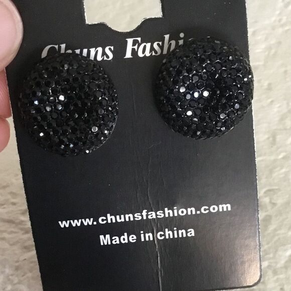 Large Textured Gem Cluster Stud Earrings (H15) - Picture 4 of 5